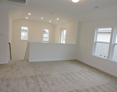 1122 Epworth Court - Photo Thumbnail 21