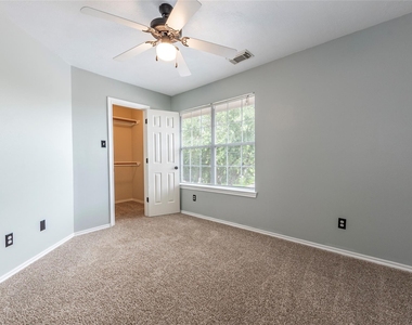 336 Capella Oaks Lane - Photo Thumbnail 25