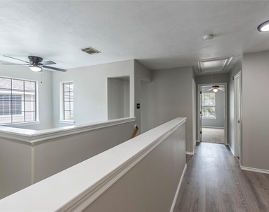 336 Capella Oaks Lane - Photo Thumbnail 16