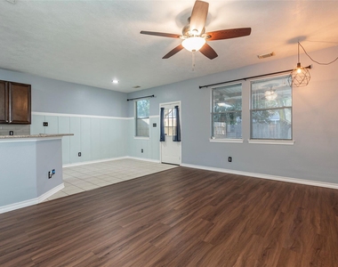 336 Capella Oaks Lane - Photo Thumbnail 6
