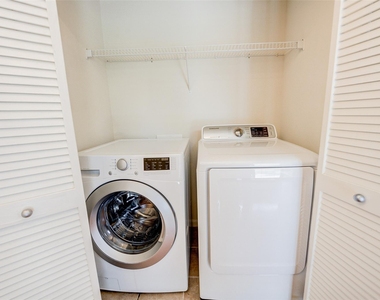 9200 Westheimer Road - Photo Thumbnail 9
