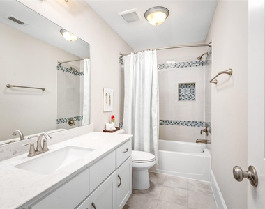 1407 Devonshire Manor Lane - Photo Thumbnail 27