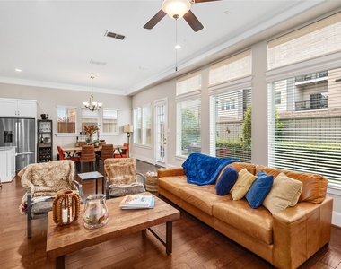 1407 Devonshire Manor Lane - Photo Thumbnail 15
