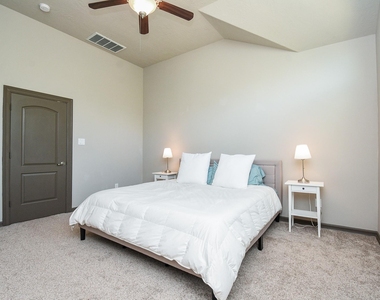78 Aventura Place - Photo Thumbnail 9
