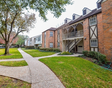 854 Wax Myrtle Lane - Photo Thumbnail 1