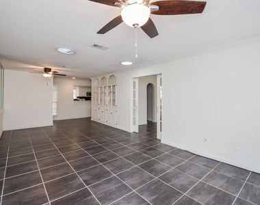 854 Wax Myrtle Lane - Photo Thumbnail 12