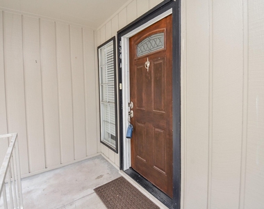 854 Wax Myrtle Lane - Photo Thumbnail 4