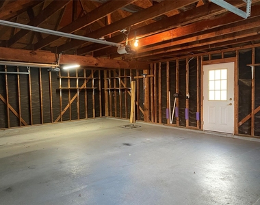 23806 Allingham Ln - Photo Thumbnail 27