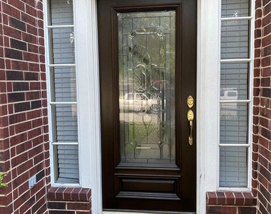 23806 Allingham Ln - Photo Thumbnail 2