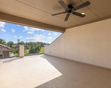 14 W Oaks Drive - Photo Thumbnail 21