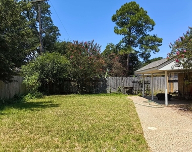 5519 Caversham Dr Drive - Photo Thumbnail 28