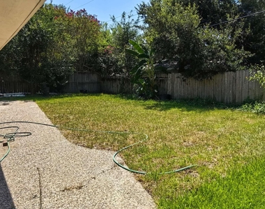 5519 Caversham Dr Drive - Photo Thumbnail 29