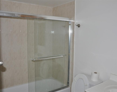 5519 Caversham Dr Drive - Photo Thumbnail 25