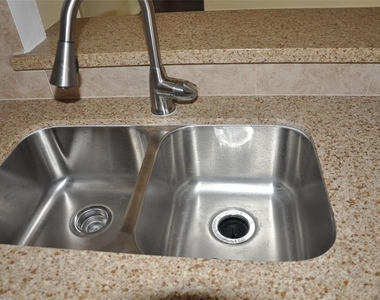5519 Caversham Dr Drive - Photo Thumbnail 10