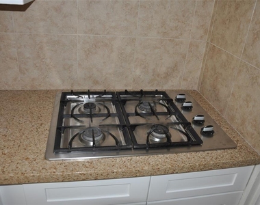 5519 Caversham Dr Drive - Photo Thumbnail 12