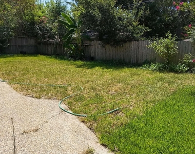 5519 Caversham Dr Drive - Photo Thumbnail 27
