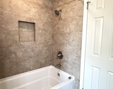 1766 Maux Drive - Photo Thumbnail 9