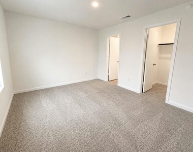 12334 Mccrorey Trail Court - Photo Thumbnail 4