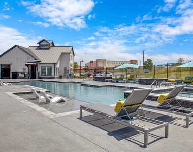 5505 Wild Acres Drive - Photo Thumbnail 17