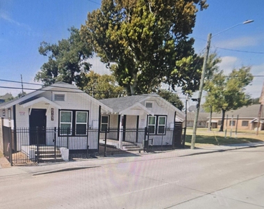 6107 N Main St - Photo Thumbnail 1