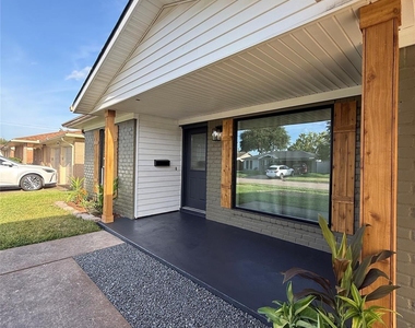 2726 Yale Street - Photo Thumbnail 7