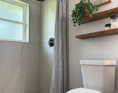 2726 Yale Street - Photo Thumbnail 29