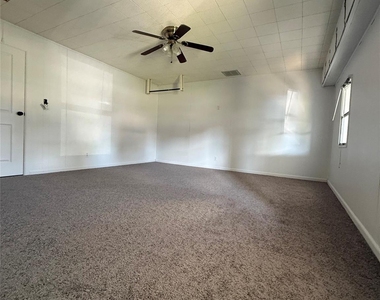 2726 Yale Street - Photo Thumbnail 34