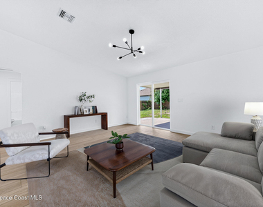 711 Avalon Street Se - Photo Thumbnail 3