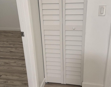 1418 Paley Circle Se - Photo Thumbnail 12