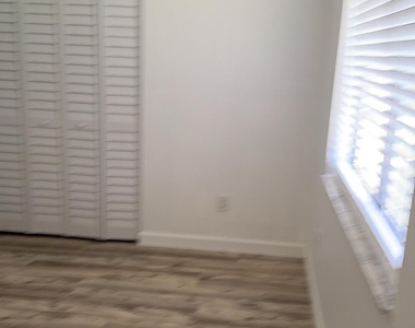 1418 Paley Circle Se - Photo Thumbnail 15