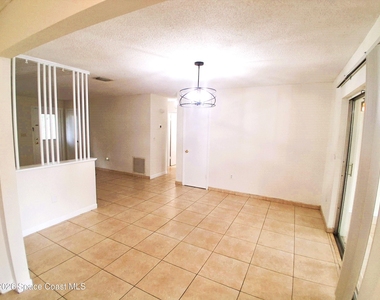 18 Forrell Avenue - Photo Thumbnail 10