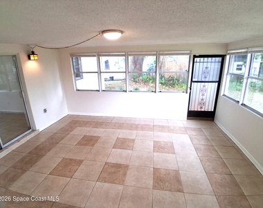 18 Forrell Avenue - Photo Thumbnail 11