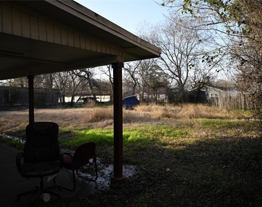 4609 Laura Koppe Road - Photo Thumbnail 3