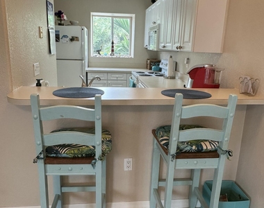 335 Ocean Park Lane - Photo Thumbnail 13