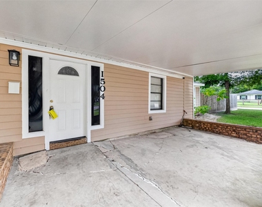 1504 Lawrence Avenue - Photo Thumbnail 1