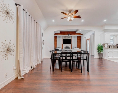 10905 Shady Lane - Photo Thumbnail 10