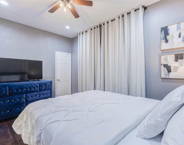 10905 Shady Lane - Photo Thumbnail 25