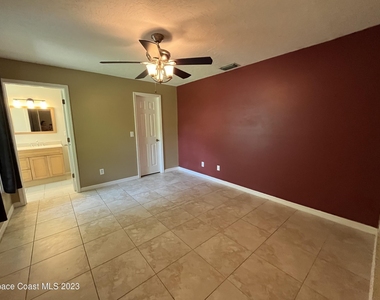 2452 Appalachian Drive - Photo Thumbnail 8