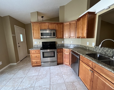 2452 Appalachian Drive - Photo Thumbnail 2