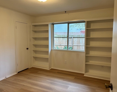 25 N Deerfoot Circle - Photo Thumbnail 12