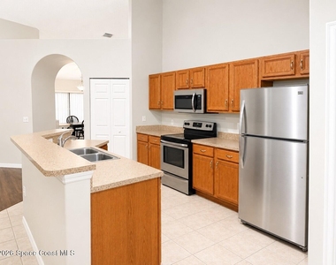 5272 Outlook Drive - Photo Thumbnail 1