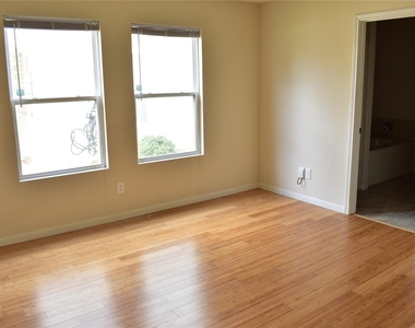 3610 Barkers Crossing Avenue - Photo Thumbnail 13