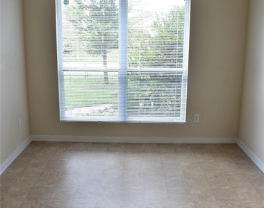3610 Barkers Crossing Avenue - Photo Thumbnail 8