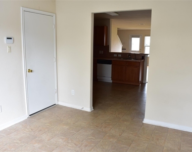 3610 Barkers Crossing Avenue - Photo Thumbnail 10