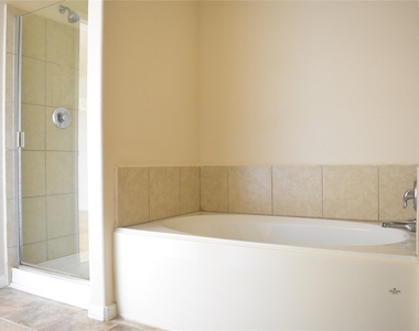 3610 Barkers Crossing Avenue - Photo Thumbnail 18