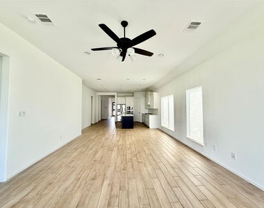 5310 Egret Gable Court - Photo Thumbnail 6