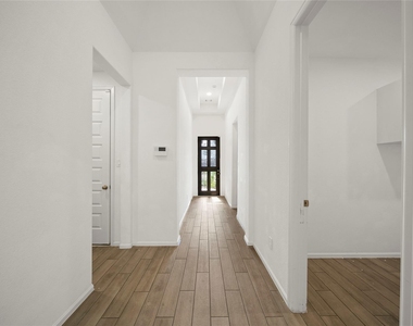 5310 Egret Gable Court - Photo Thumbnail 10