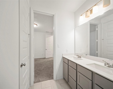 5310 Egret Gable Court - Photo Thumbnail 20