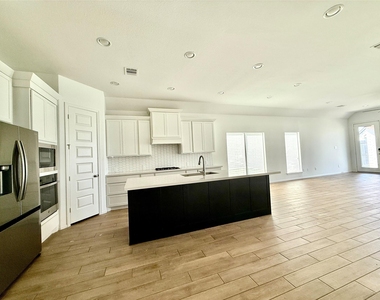 5310 Egret Gable Court - Photo Thumbnail 9