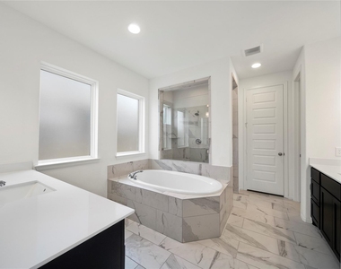 5310 Egret Gable Court - Photo Thumbnail 16